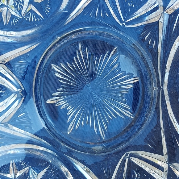 Pressed Glass sawtooth dish centerpiece Stunning piece of art EAPG MCM - Picture 11 of 17